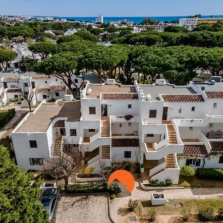 Apartment #120 T3 Espacoso Em By Holidays Albufeira