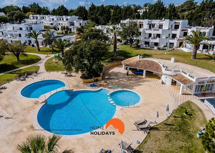 #120 T3 Espacoso Em By Holidays 公寓 *